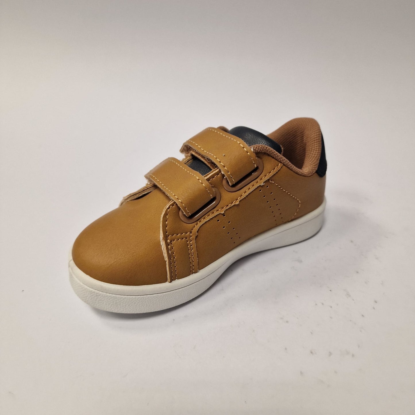 Sneakers Camel