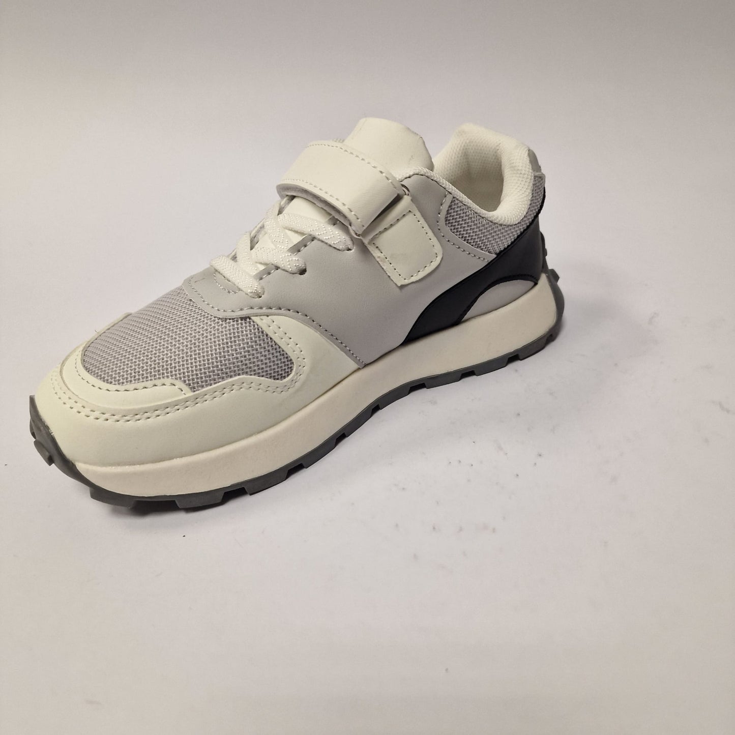Sneakers Grey